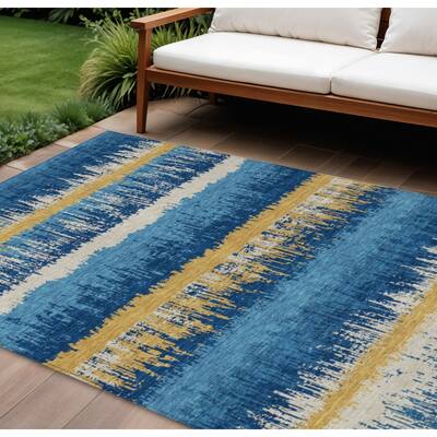 HomeRoots Striped Transitional Rectangle Outdoor Rug
