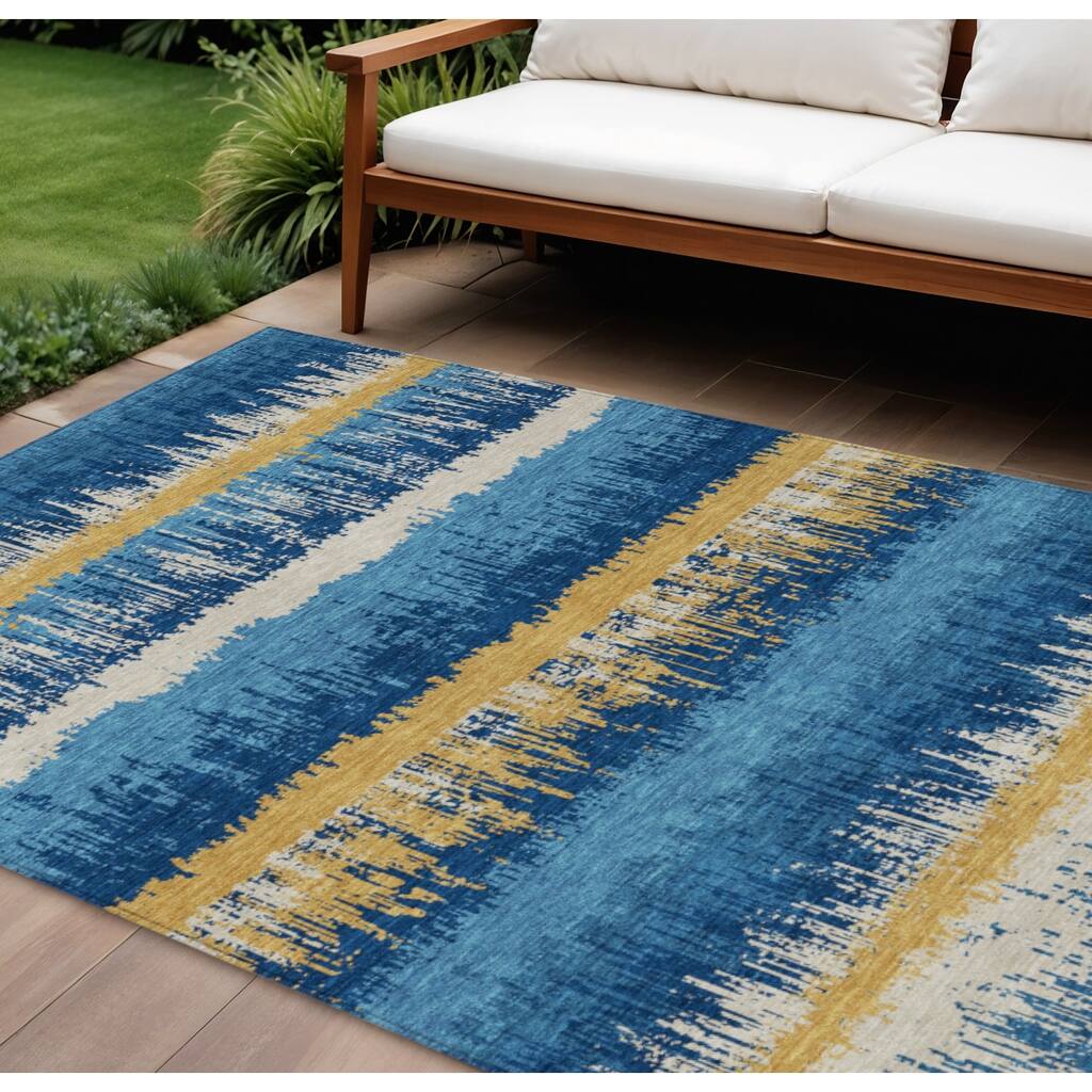 HomeRoots Striped Transitional Rectangle Outdoor Rug