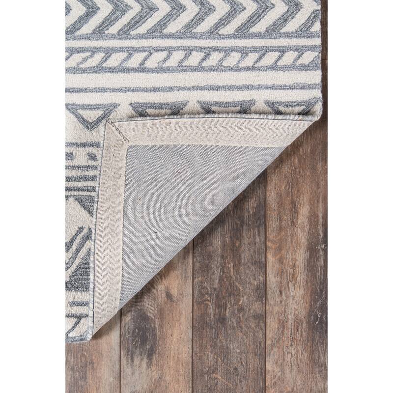 Momeni Mallorca Tribal Hand-hooked Wool Area Rug