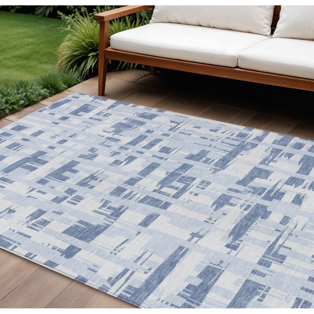 HomeRoots Striped Transitional Rectangle Outdoor Rug