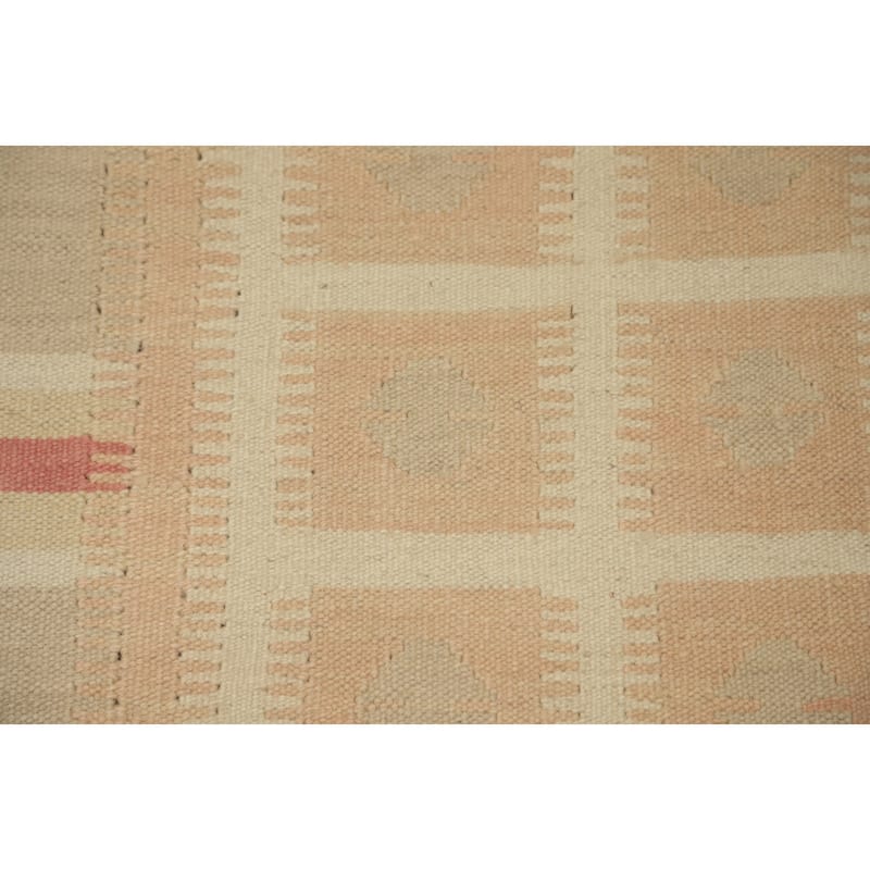Hand Woven Southwestern Wool Beige Geometric Area Rug - 8' 11'' X 5' 11''