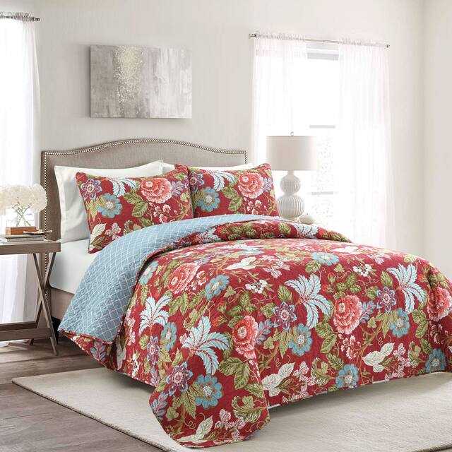 The Curated Nomad Chorro 3-piece Quilt Set