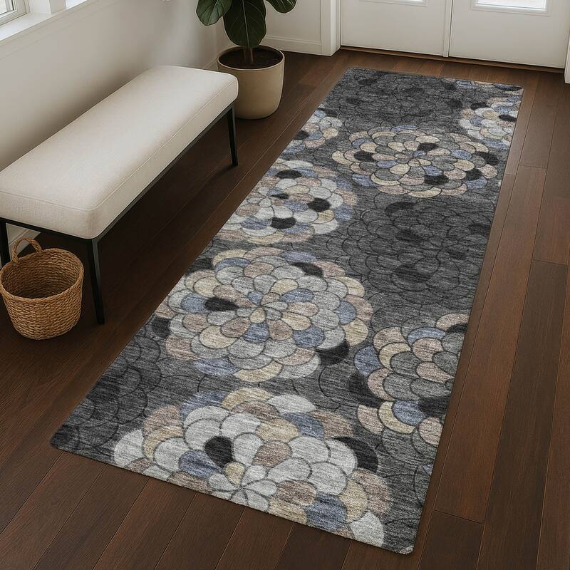 Machine Washable Indoor/ Outdoor Mosaic Cluster Chantille Rug