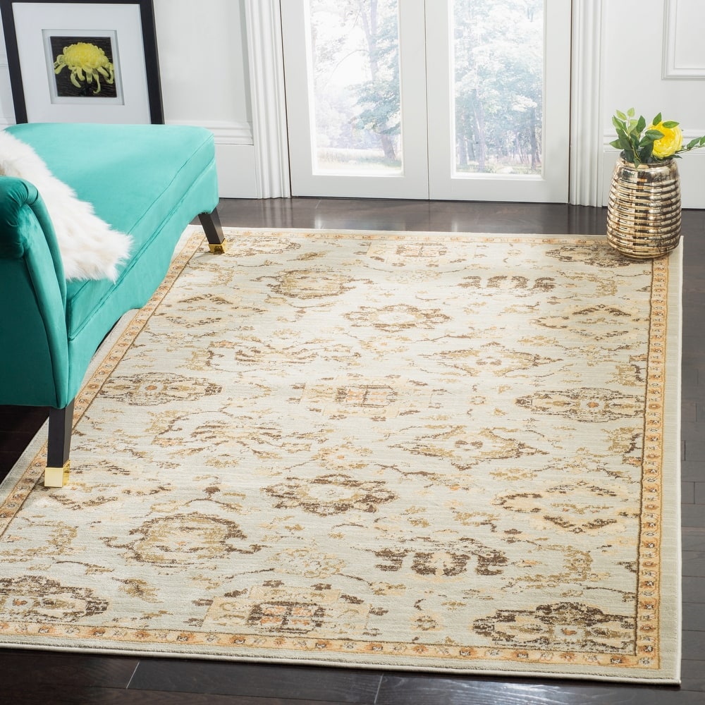 SAFAVIEH Florenteen Antolina Traditional Oriental Rug