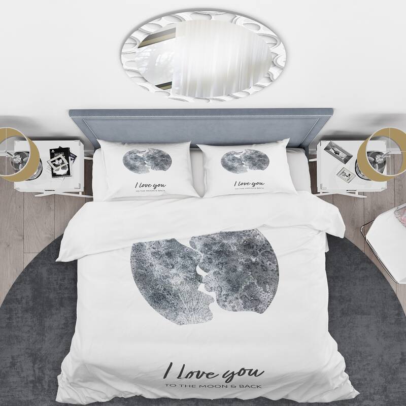 Designart 'Romantic Moon Kiss of Two Lovers' Modern Duvet Cover Set