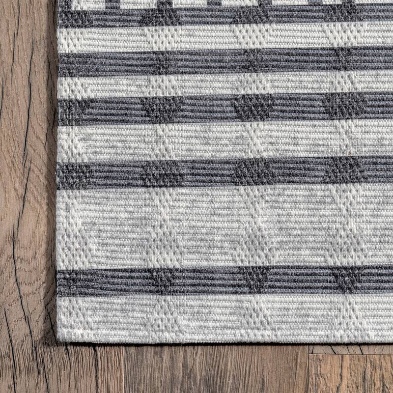 Nuloom Modern Sun SpinClean Machine Washable Area Rug