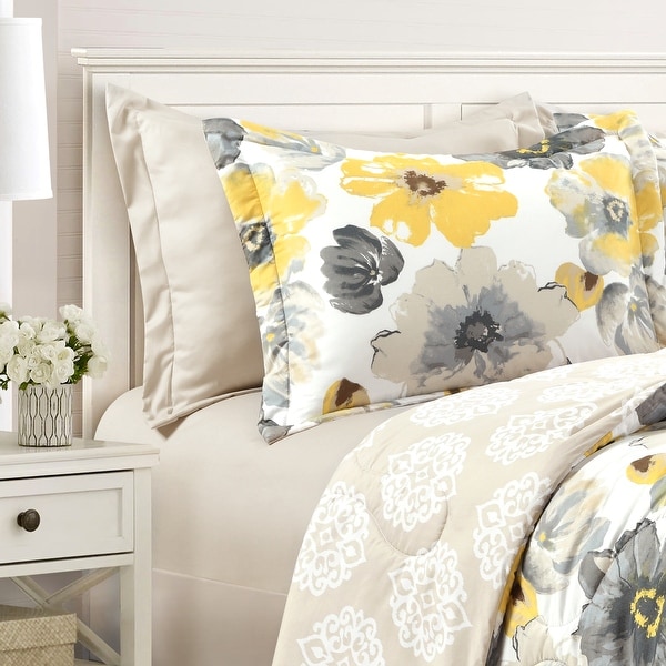 Lush Decor Leah Comforter - Thumbnail 2