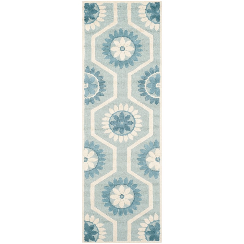 SAFAVIEH Handmade Cambridge Edeltraud Modern Moroccan Wool Rug