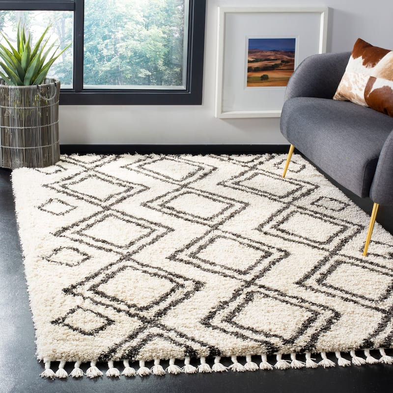 SAFAVIEH Moroccan Fringe Shag Jeane 2-inch Thick Rug - 8' x 10' - Cream/Charcoal