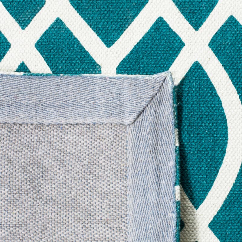 SAFAVIEH Handmade Cedar Brook Maral Modern Cotton Rug