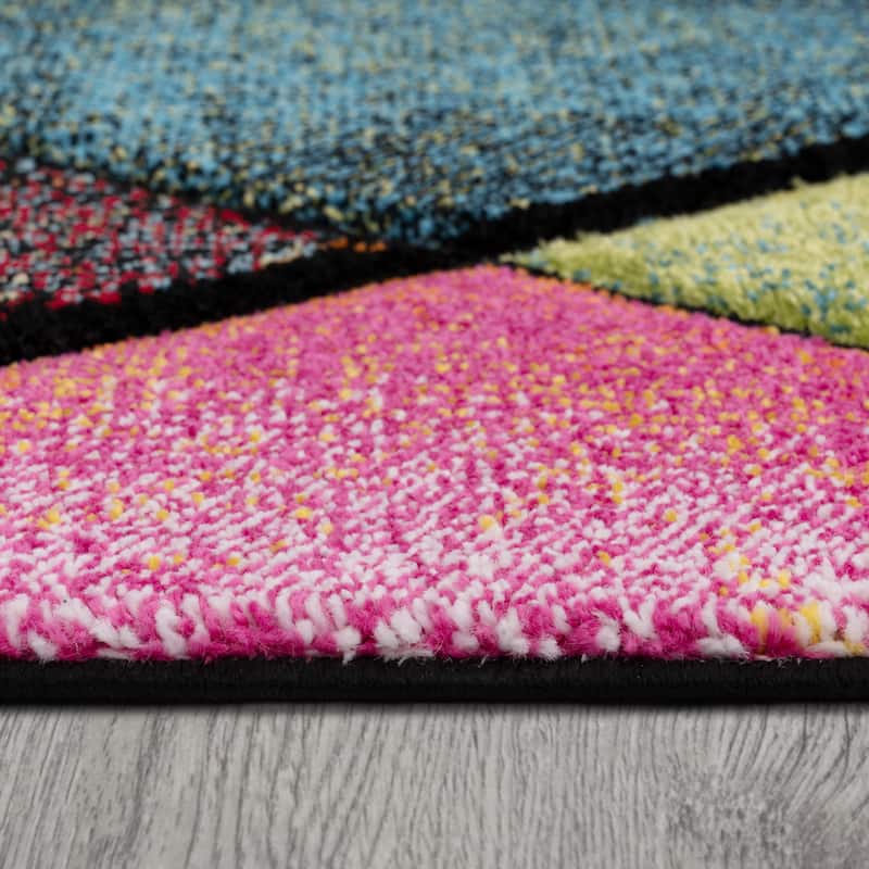 Colorful Area Rug With Modern Diamond Pattern