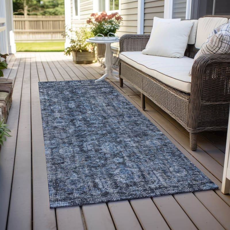 Machine Washable Indoor/ Outdoor Vintage Traditional Chantille Rug