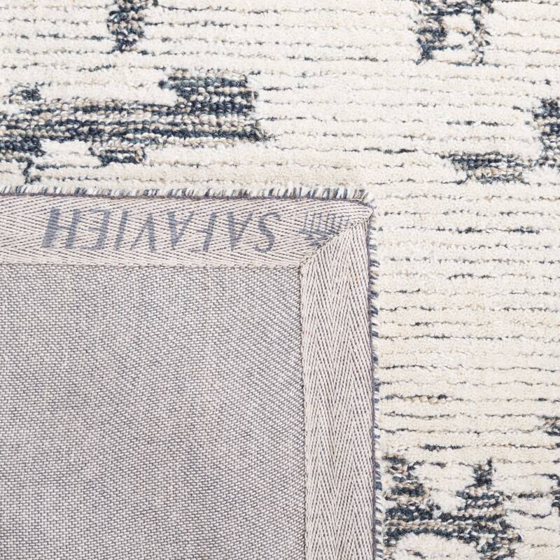 Martha Stewart by SAFAVIEH, Handmade Siun Abstract Wool Rug
