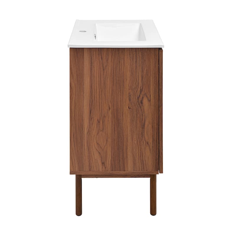 Classe Bathroom Vanity in Oak