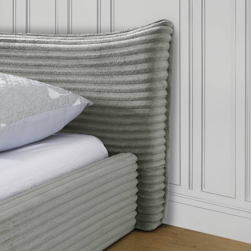 Queen Size Velvet Upholstered Bed Fram with Headboard and Wood Frame