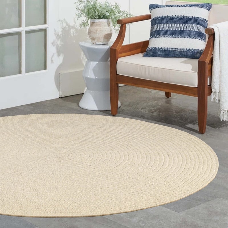 Superior Braided Reversible Indoor/Outdoor Area Rug