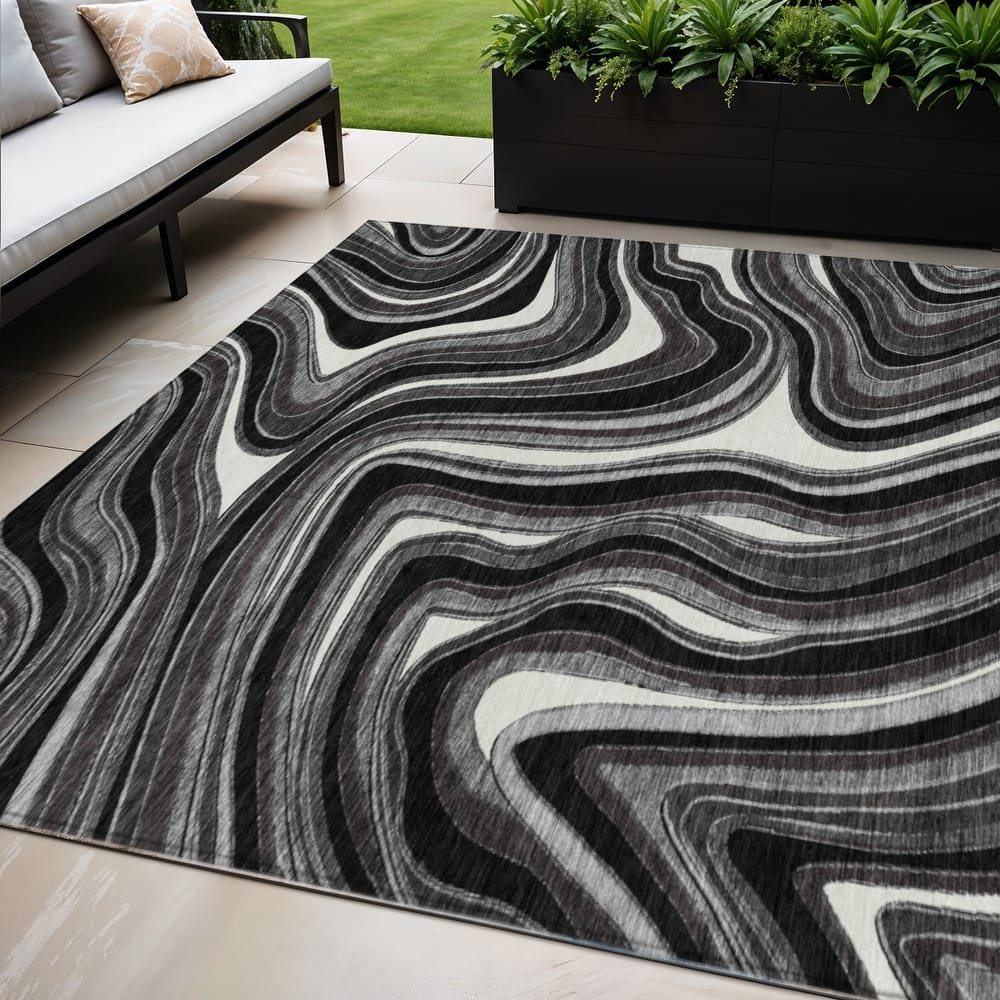 HomeRoots Abstract Transitional Rectangle Outdoor Rug