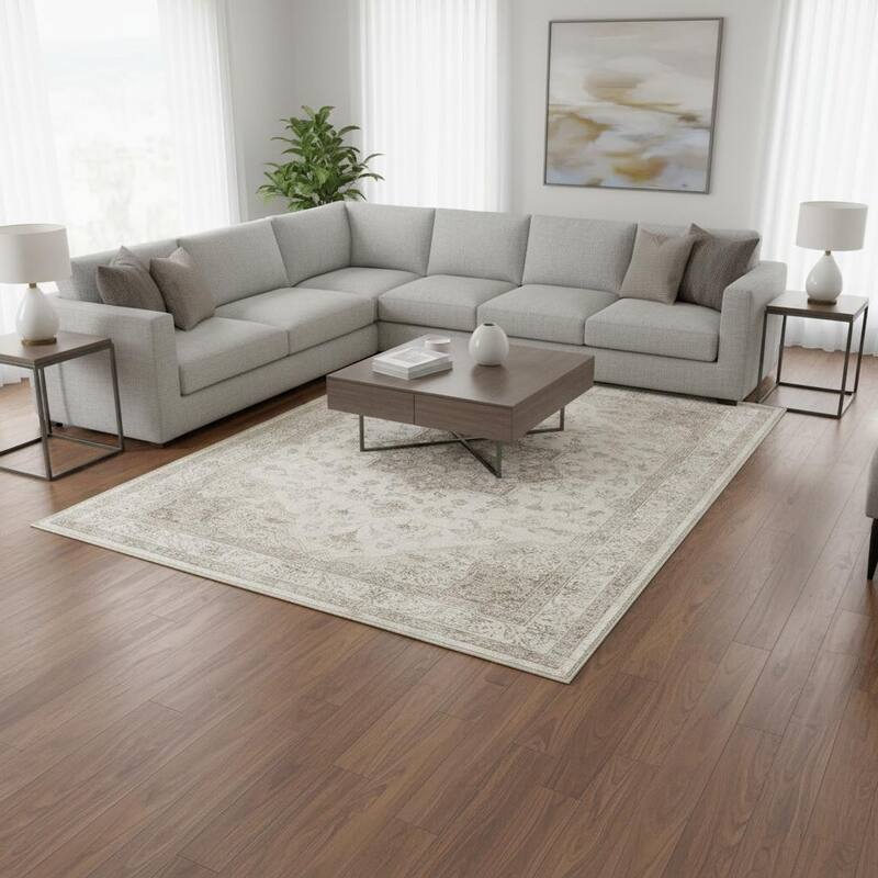 HomeRoots Floral Medallion Traditional Rectangle Area Rug - 6' X 9'