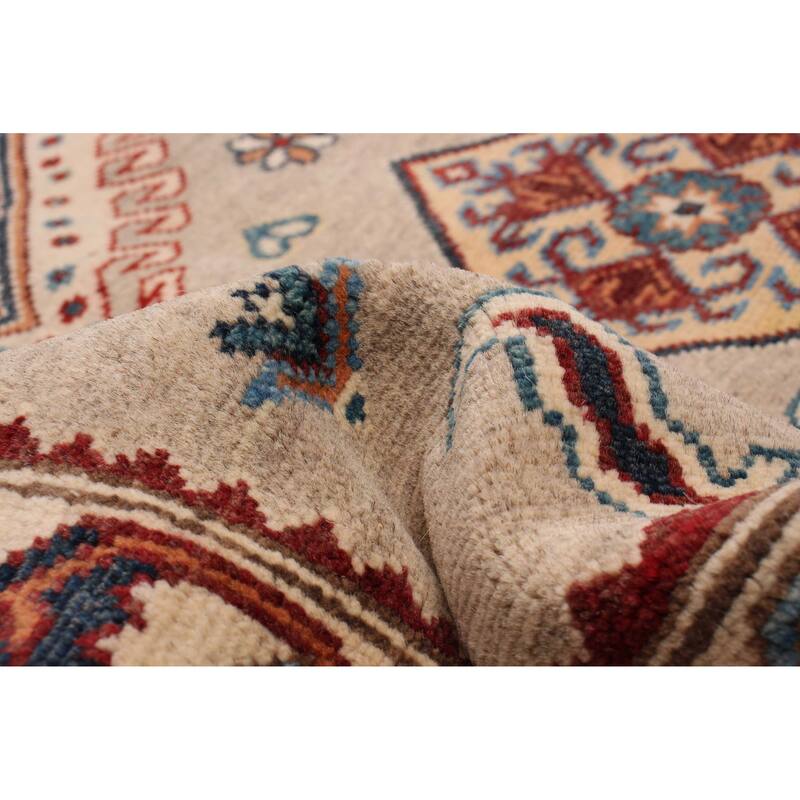 ECARPETGALLERY Hand-knotted Uzbek Ghazni Beige Wool Rug - 4'0 x 5'9