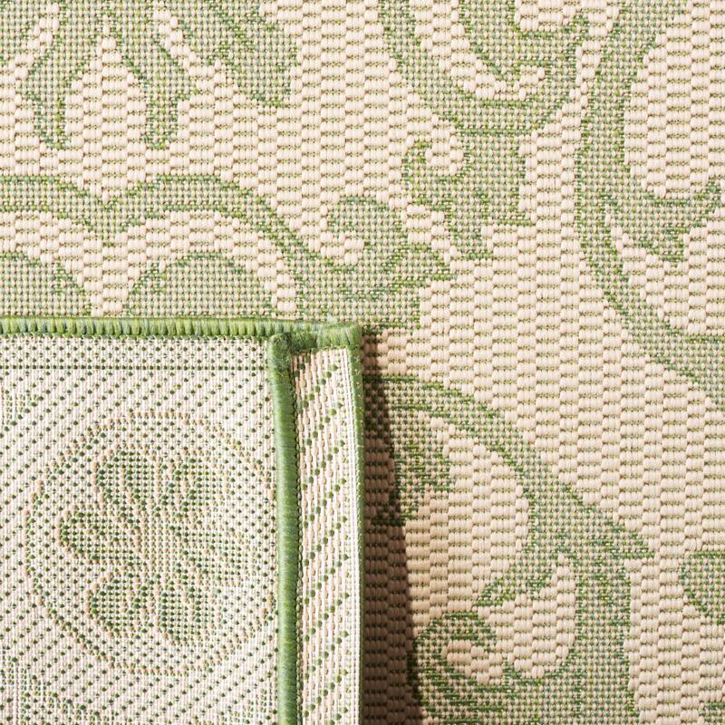 SAFAVIEH Courtyard Asumi Indoor/ Outdoor Waterproof Patio Backyard Rug