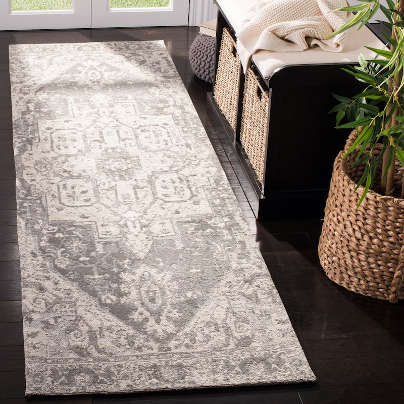 SAFAVIEH Classic Vintage Boho Aishah Boho Oriental Cotton Rug - 2'3" x 8' Runner - Grey