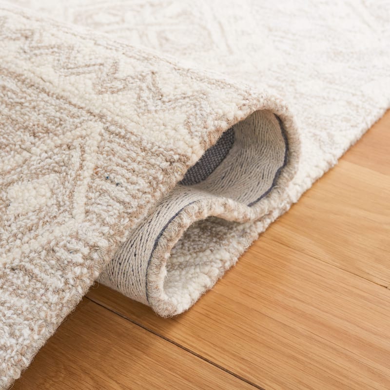 SAFAVIEH Handmade Micro-Loop Kobie Wool Rug