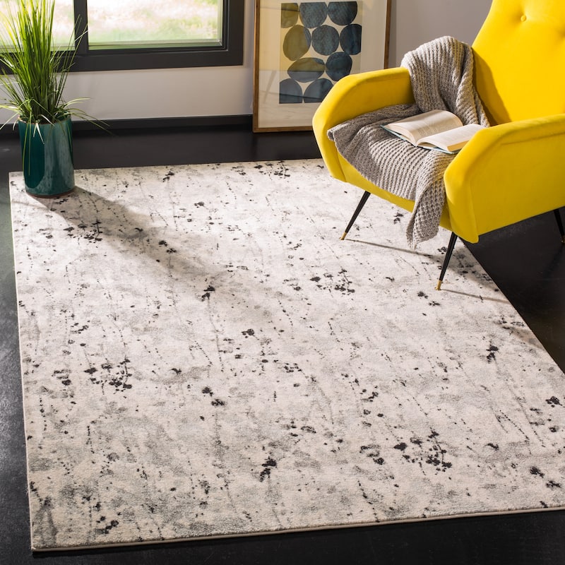 SAFAVIEH Evoke Hallbjorg Vintage Boho Rug - 5'3" x 7'6" - Ivory/Grey