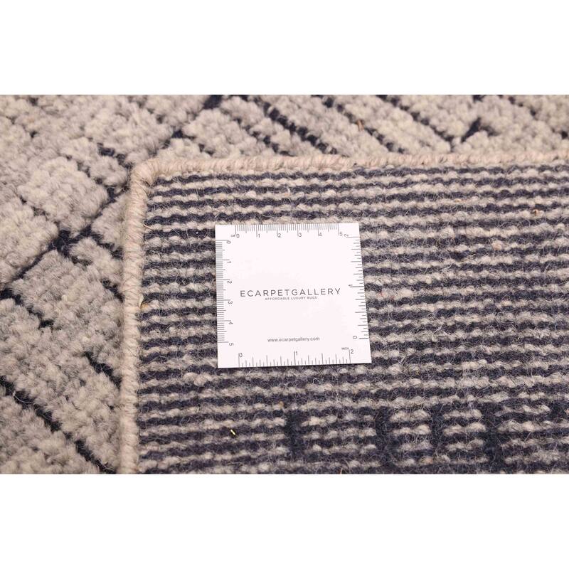 ECARPETGALLERY Hand-knotted Tangier Light Grey Wool Rug - 5'1 x 8'3