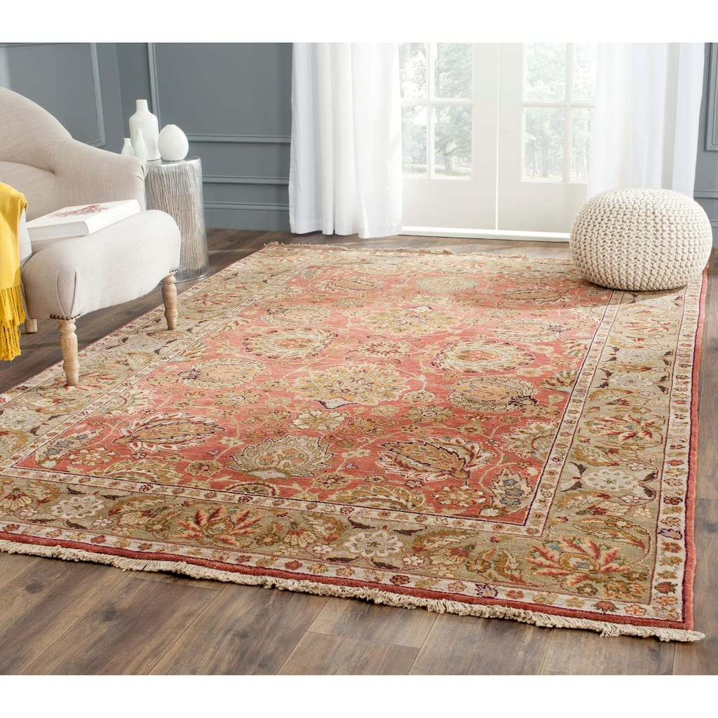 SAFAVIEH Old Aleksa Hand-Knotted Traditional Wool Rug