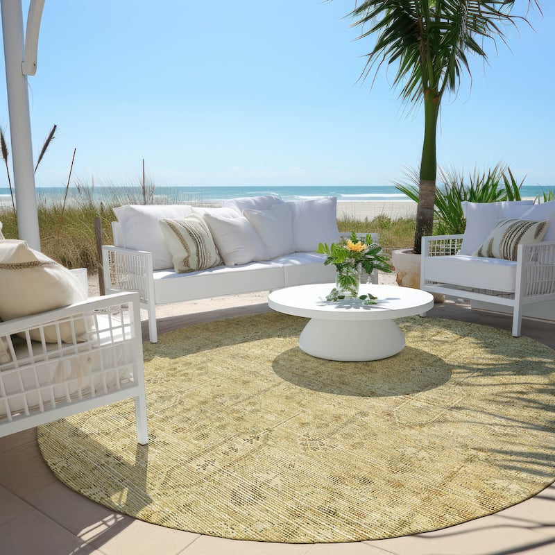 Machine Washable Indoor/ Outdoor Chantille Distressed Traditional Rug - Gold - 8' x 8'