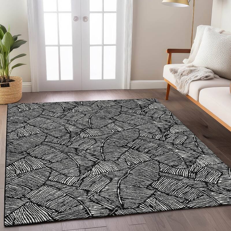 Machine Washable Indoor/ Outdoor Chantille Tropical Palm Rug