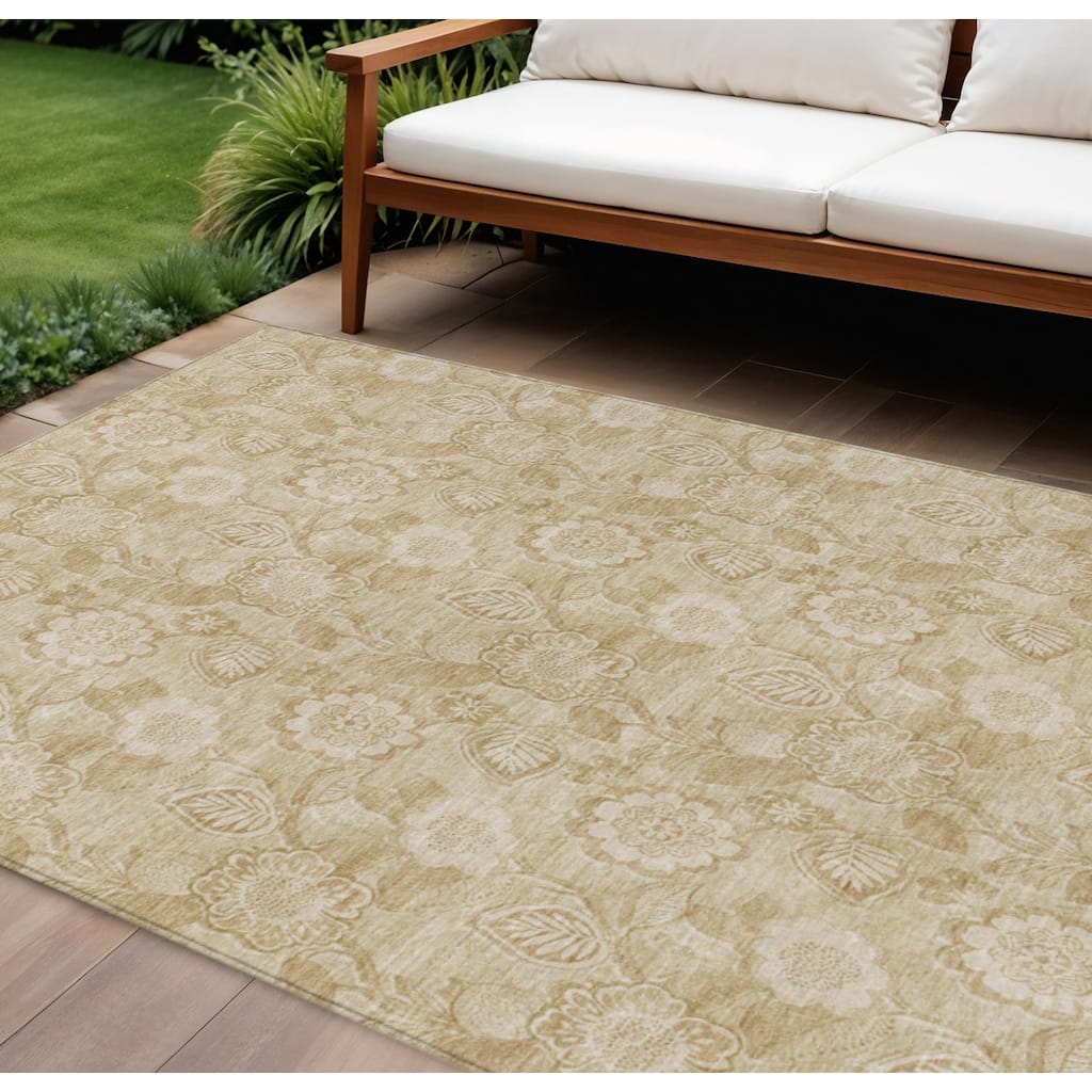 HomeRoots Floral Transitional Rectangle Outdoor Rug