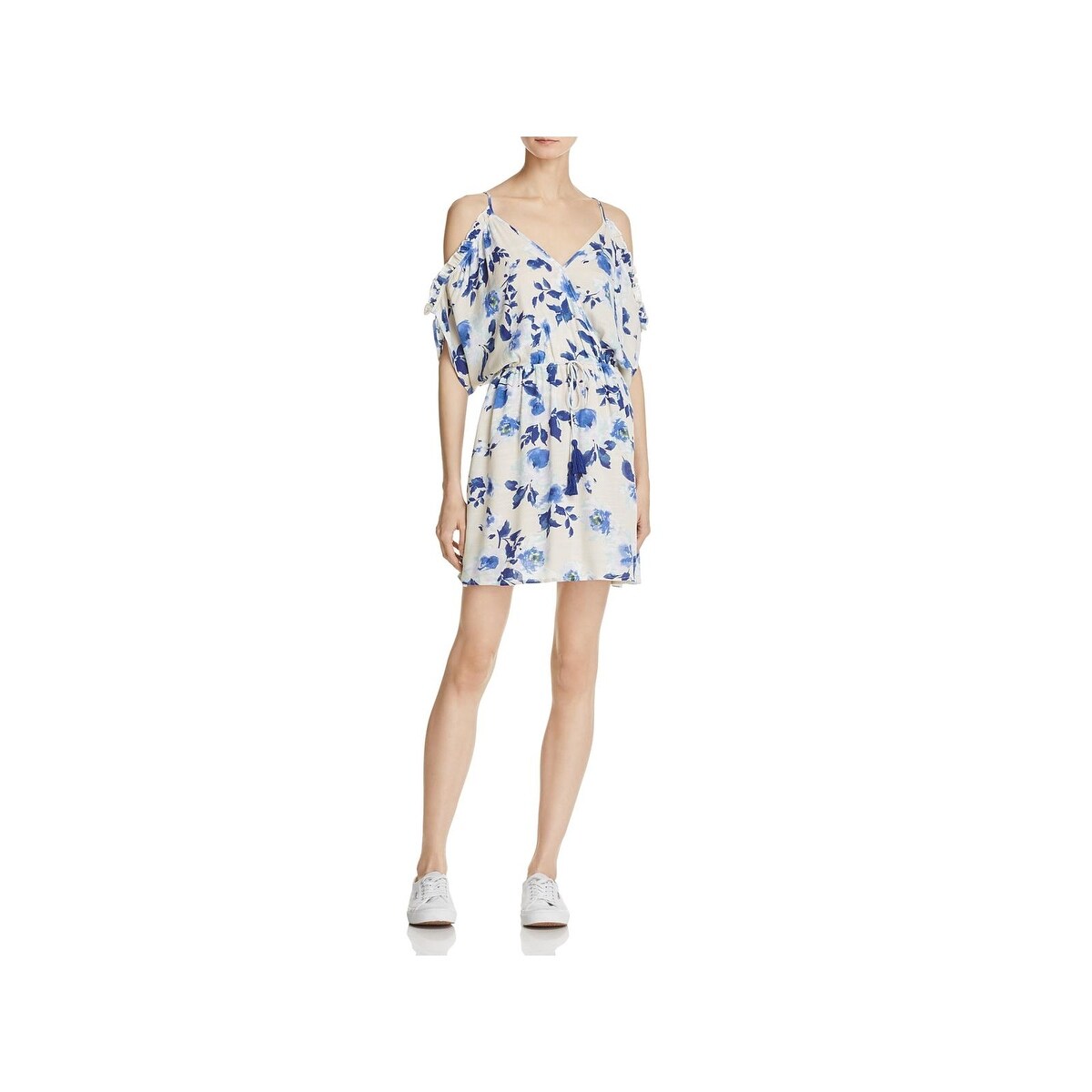 casual dress above the knee
