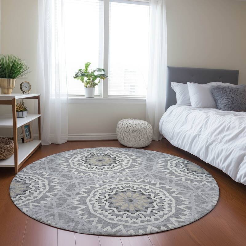 Machine Washable Indoor/ Outdoor Chantille Boho Moroccan Rug - Gray - 8' x 8'