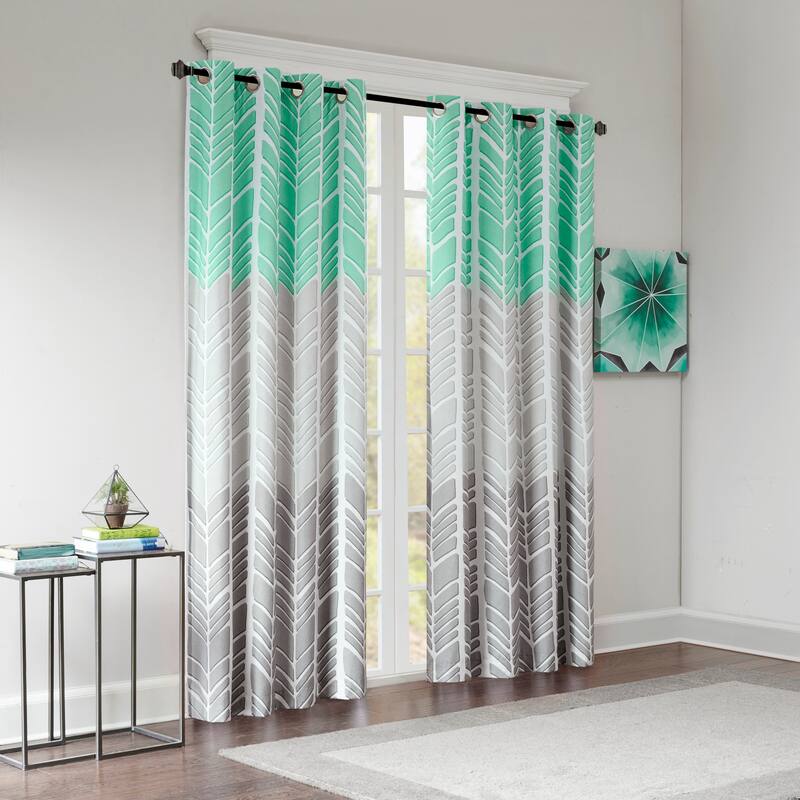 Intelligent Design Kennedy Printed Lined Total Blackout Single Window Curtain Panel
