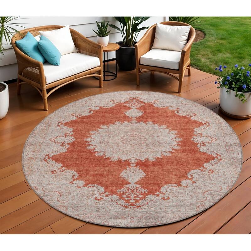HomeRoots Oriental Traditional Rectangle Outdoor Rug - 8' Round