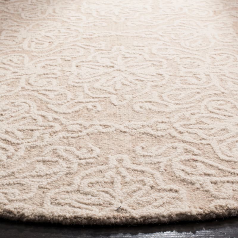 SAFAVIEH Handmade Blossom Mahalia Modern Floral Wool Rug
