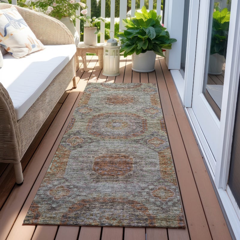 Machine Washable Indoor/ Outdoor Vintage Traditional Chantille Rug