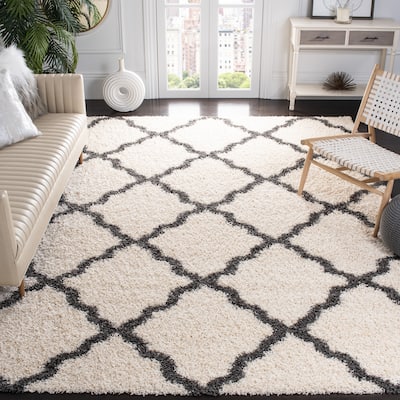 SAFAVIEH Dallas Shag Giusy Trellis 1.5-inch Thick Rug - Ivory/Dark Grey - 8' x 10'