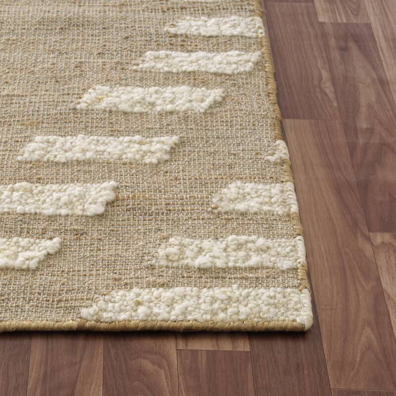 Sevita Natural/Ivory Farmhouse Area Rug
