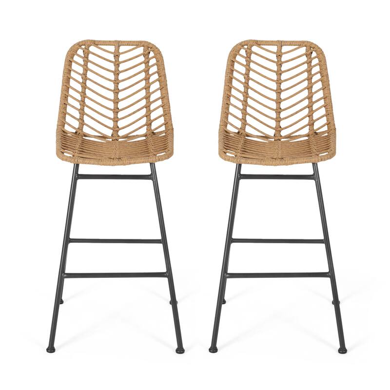 Roomfitters 2-Piece Outdoor Wicker Bar Stools, Modern Rattan Patio High Dining Chairs with Chevron Weave & Legs, Light Brown