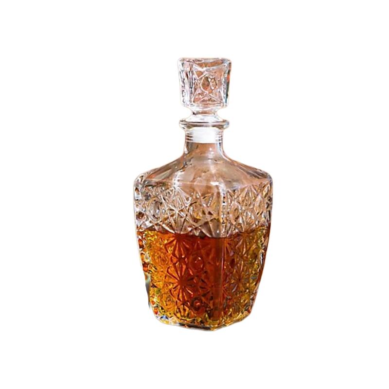 Bormioli Rocco Dedalo Decanter with Stopper - 26.4 oz.
