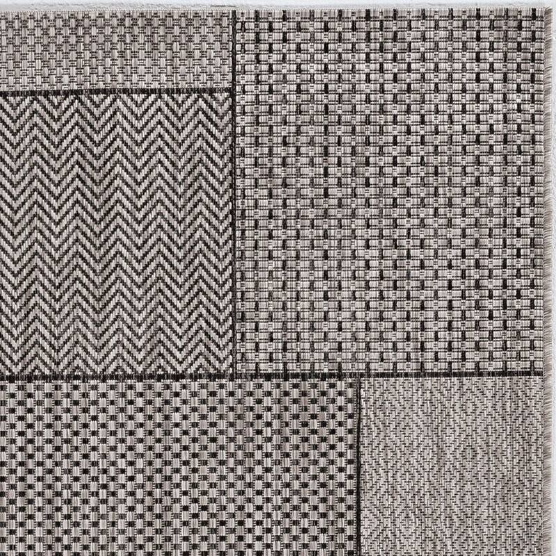 Cave Contemporary Abstract Weather Resistant Classic Elegance Outdoor Rug - 3' x 5'