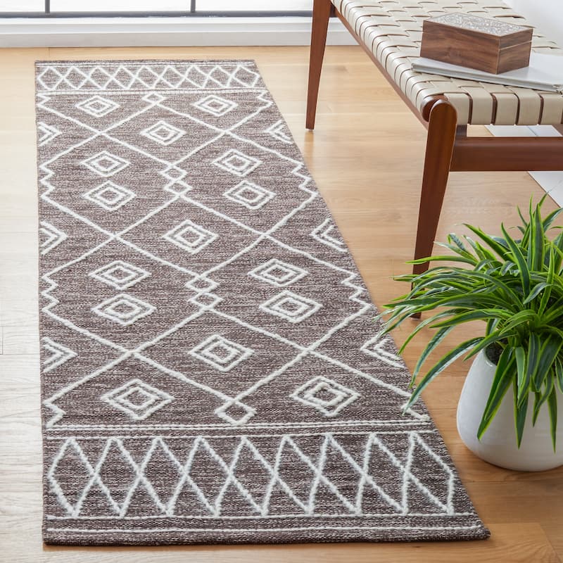 SAFAVIEH Handmade Kilim Senem Cotton Rug - 2'3" x 9' Runner - Brown/Ivory