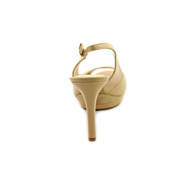 nine west able sandal
