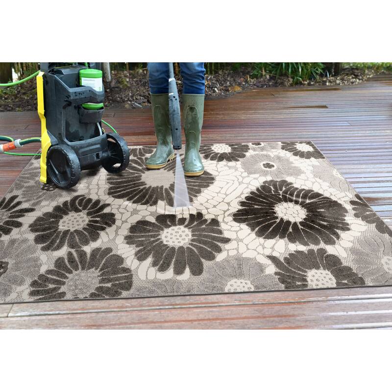 World Rug Gallery Palermo Modern Floral Indoor/Outdoor Area Rug