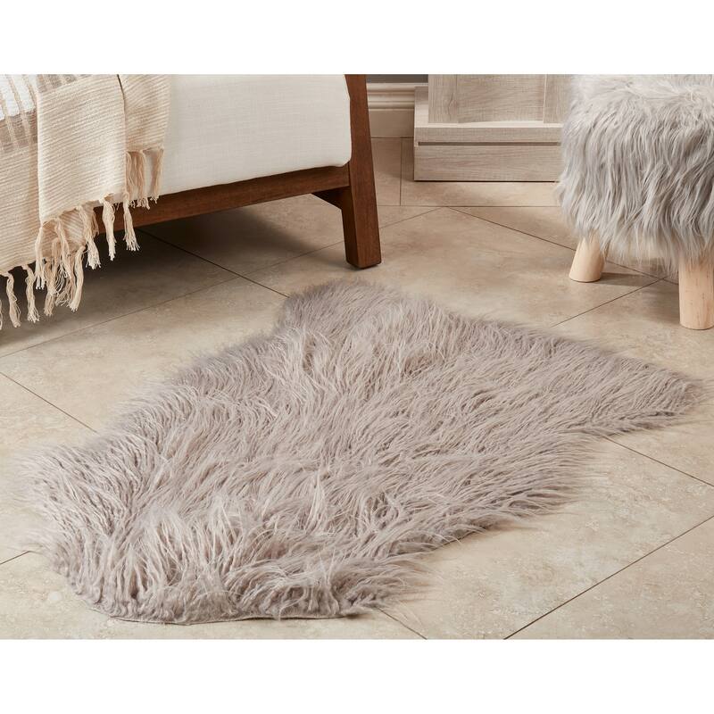 Soft Faux Mongolian Fur Rug - 24"x35"