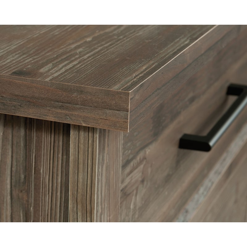 Summit Station Dresser