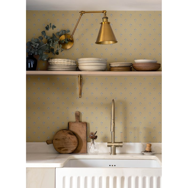 Chesapeake Surdiva Honey Floral Fan Wallpaper