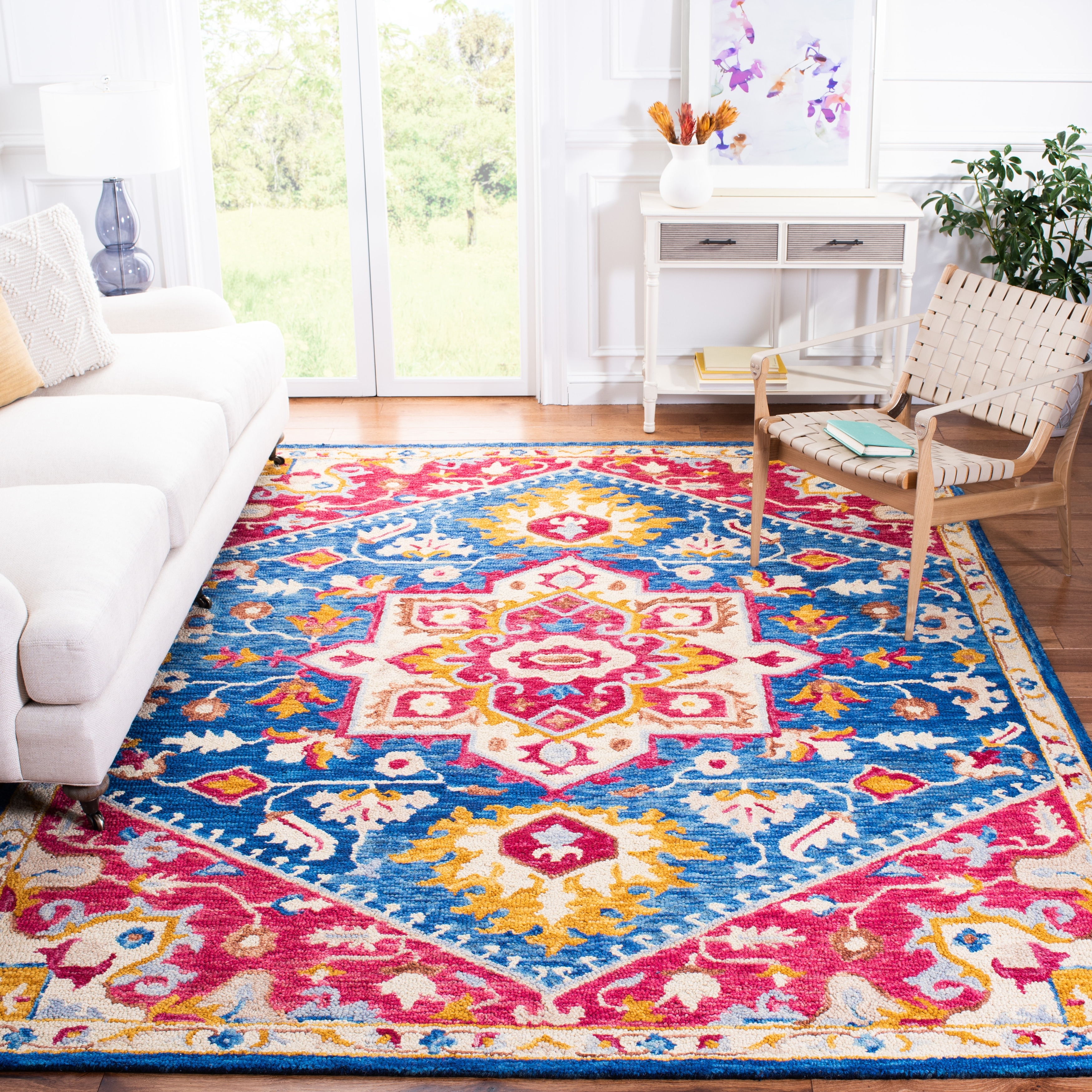 SAFAVIEH Handmade Aspen Garyfalia Boho Tribal Wool Rug